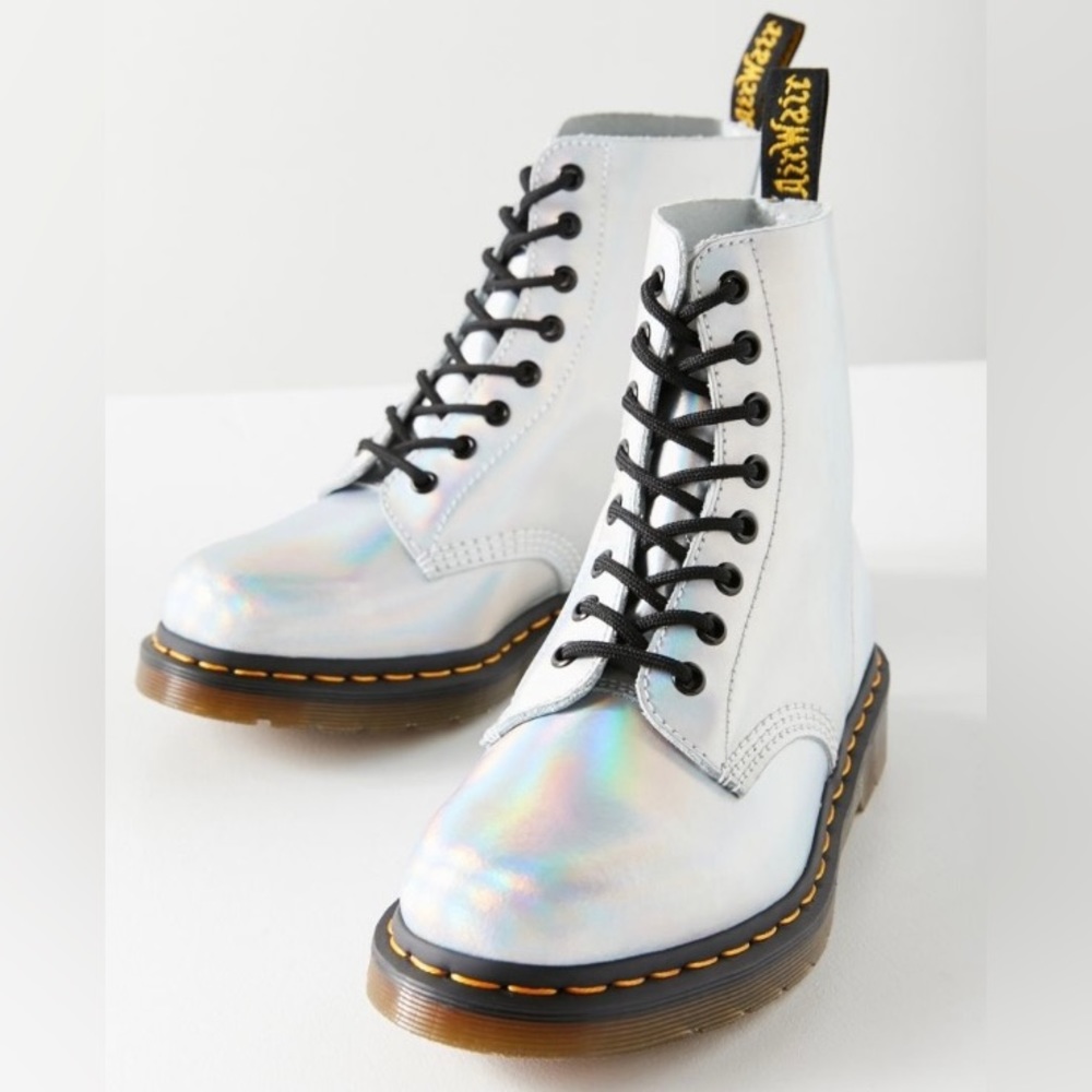 Dr. Martens 1460 Pascal